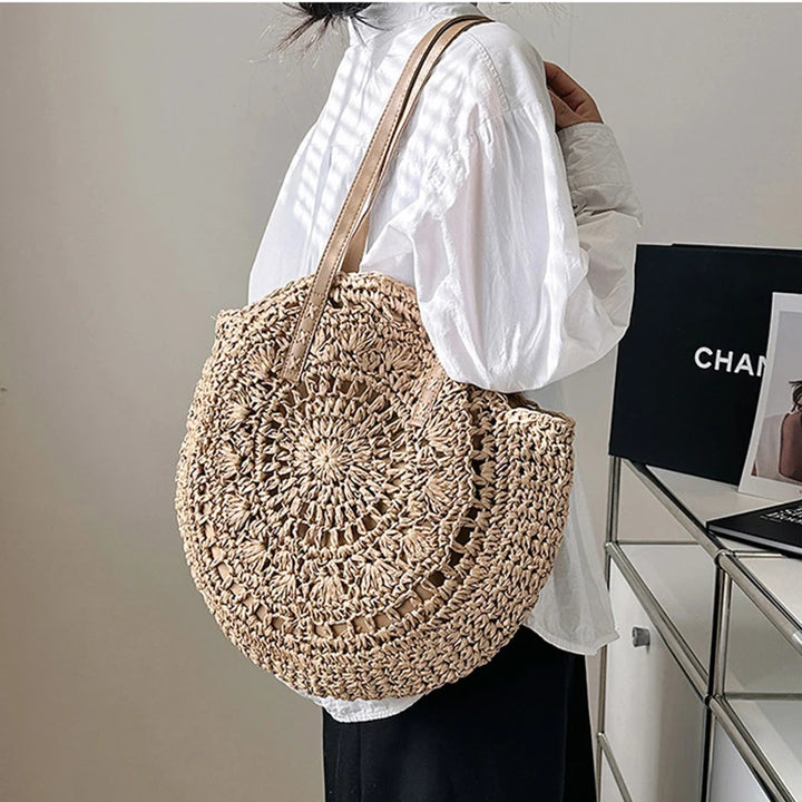 Madison I Summer Round Straw Bag