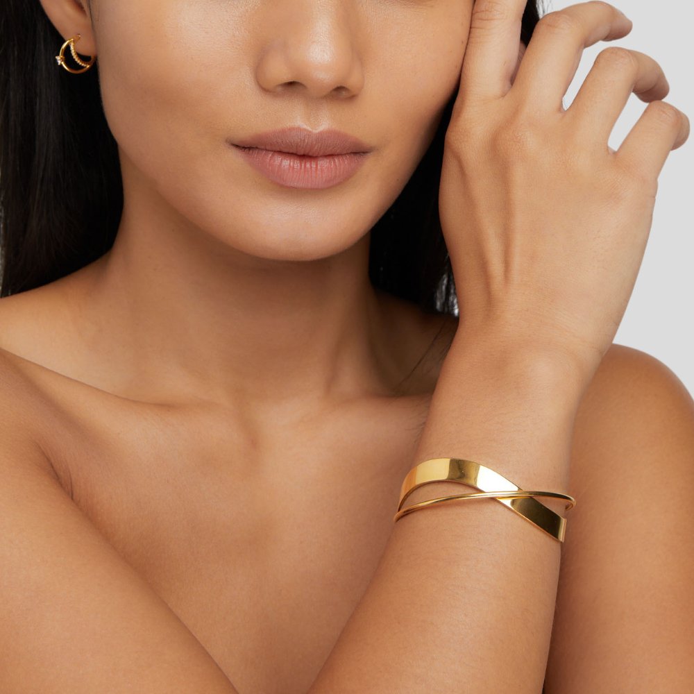 AURO | One-of-a-kind gold bracelet
