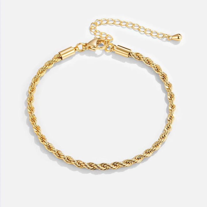 AURO | Chic Gold Spiral Bracelet